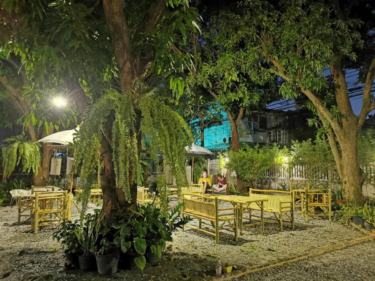 24 Samsen Heritage House Guest house *