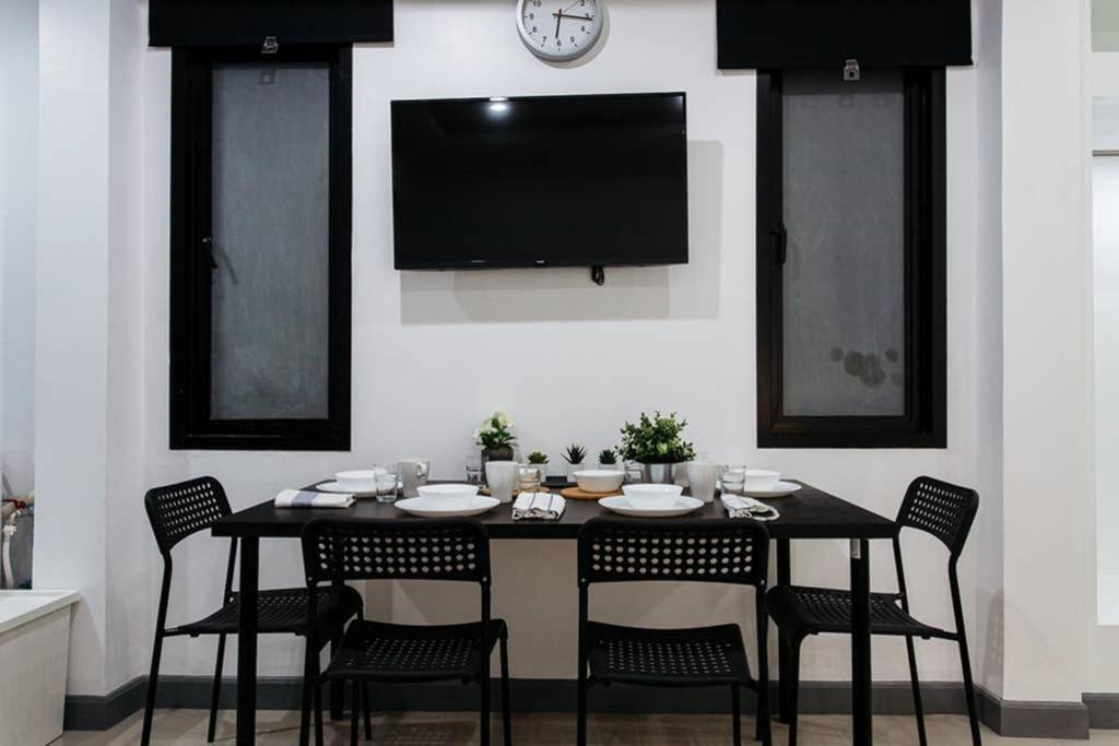 P2 Silom Large 2beds Full Kitchen Wifi 4-6pax Apartamento *