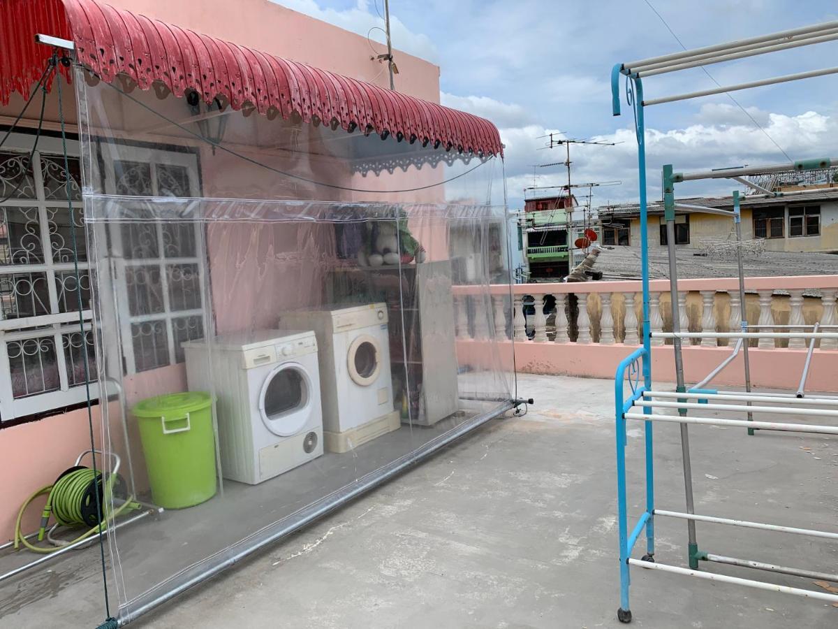 Gaiwandhanat Ở trọ Bangkok
