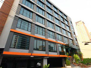 B2 - Srinakarin Banguecoque