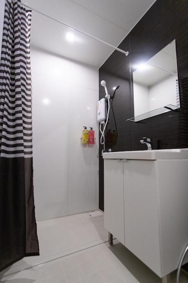 Leilighet U4 Large 2 Bed Full Kitchen 200m To Bts *