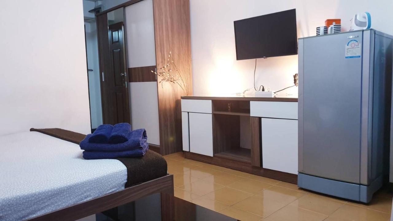 We @ Ratchaprarop Aparthotel *