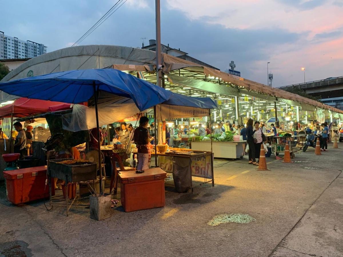 Ở trọ Gaiwandhanat Bangkok