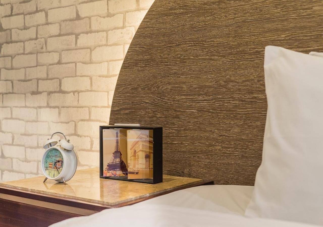 Ton Aor Place Hotell 3*