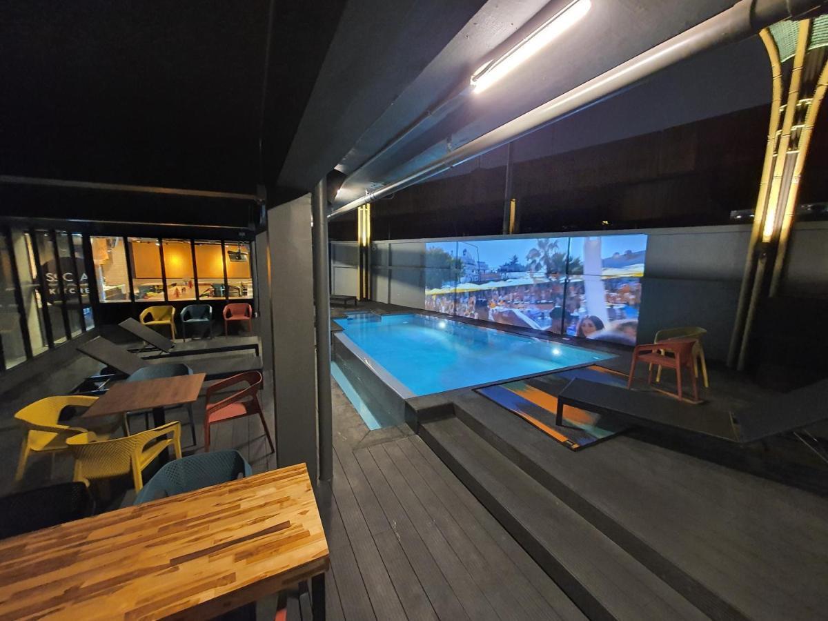Khách sạn Ordinary 3*