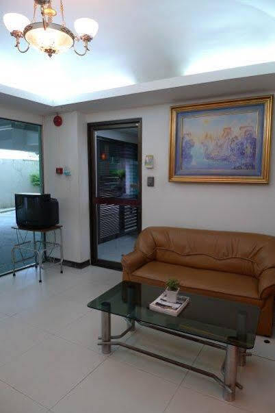 Living Naraa Place Herberg 2*