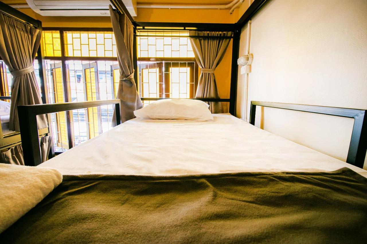 Oyo 518 Sleep Soundly (adults Only) Hotel