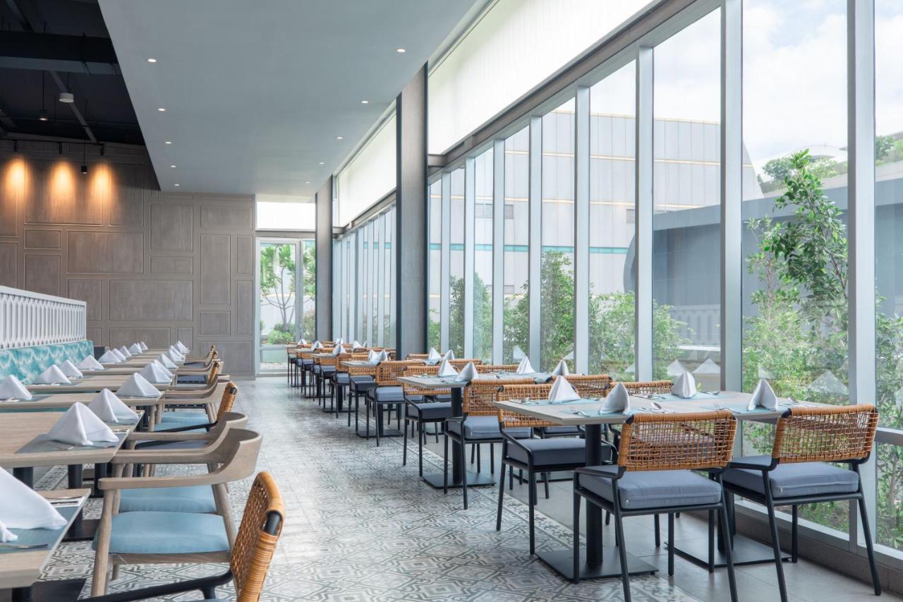 Centara Life Government Complex & Convention Centre Chaeng Watthana Hotel Bangkok