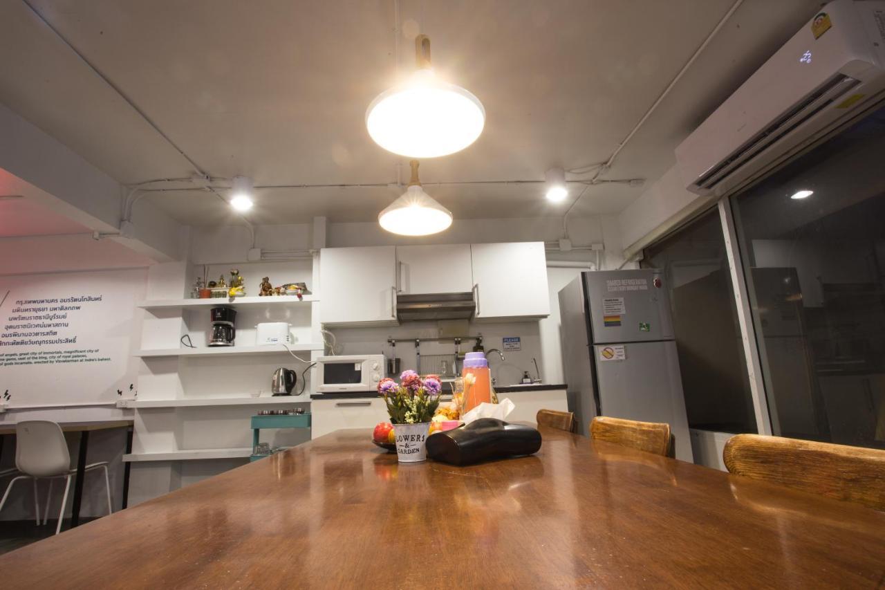Hostel Hq Silom *