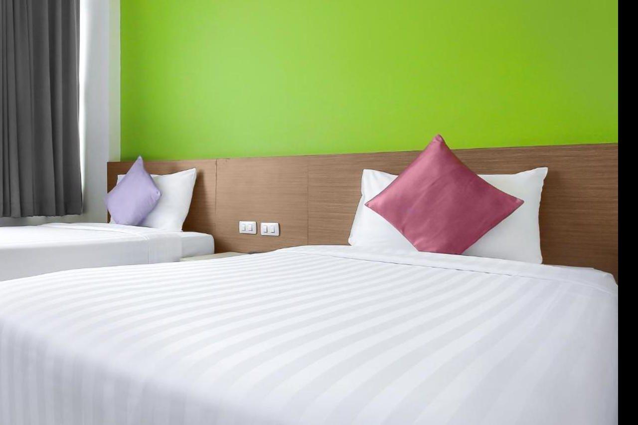D Varee Xpress Makkasan Bangkok