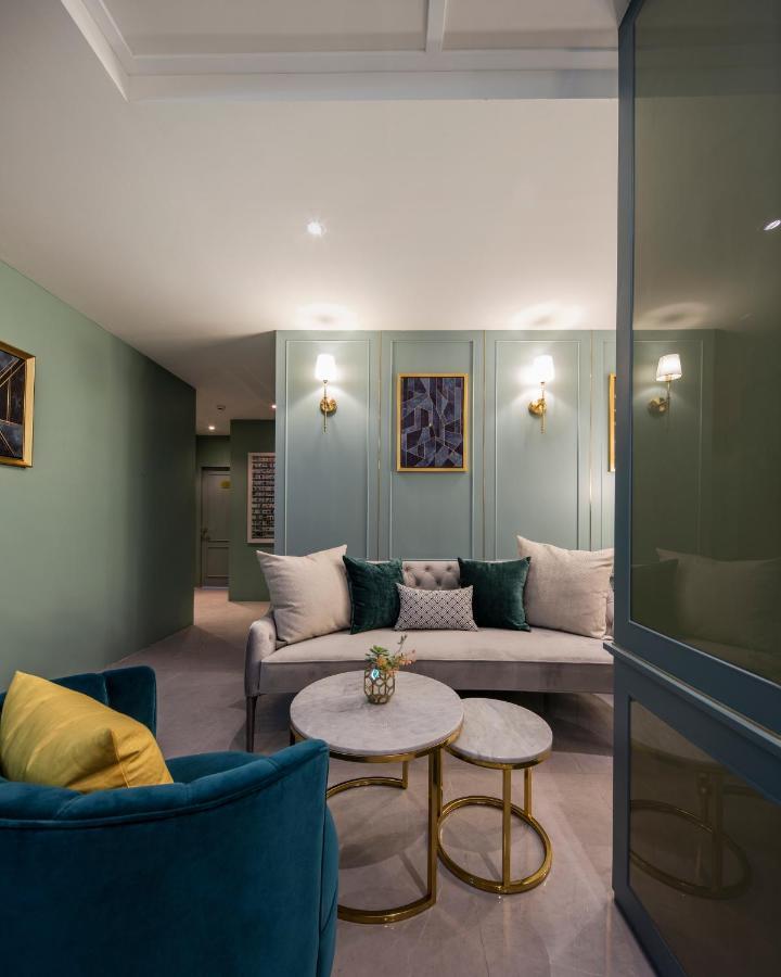 The Mulberry Khaosan Road Hotel