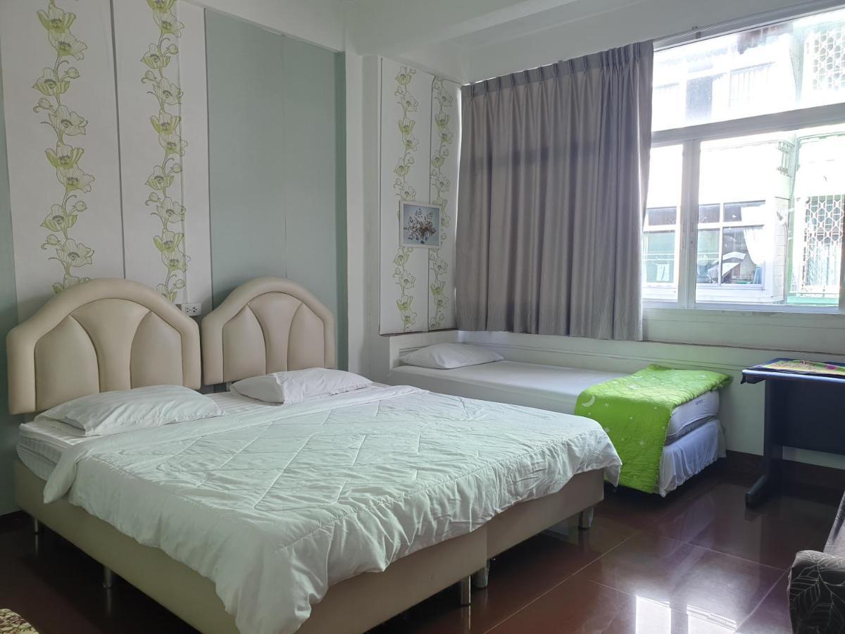 Guest house For