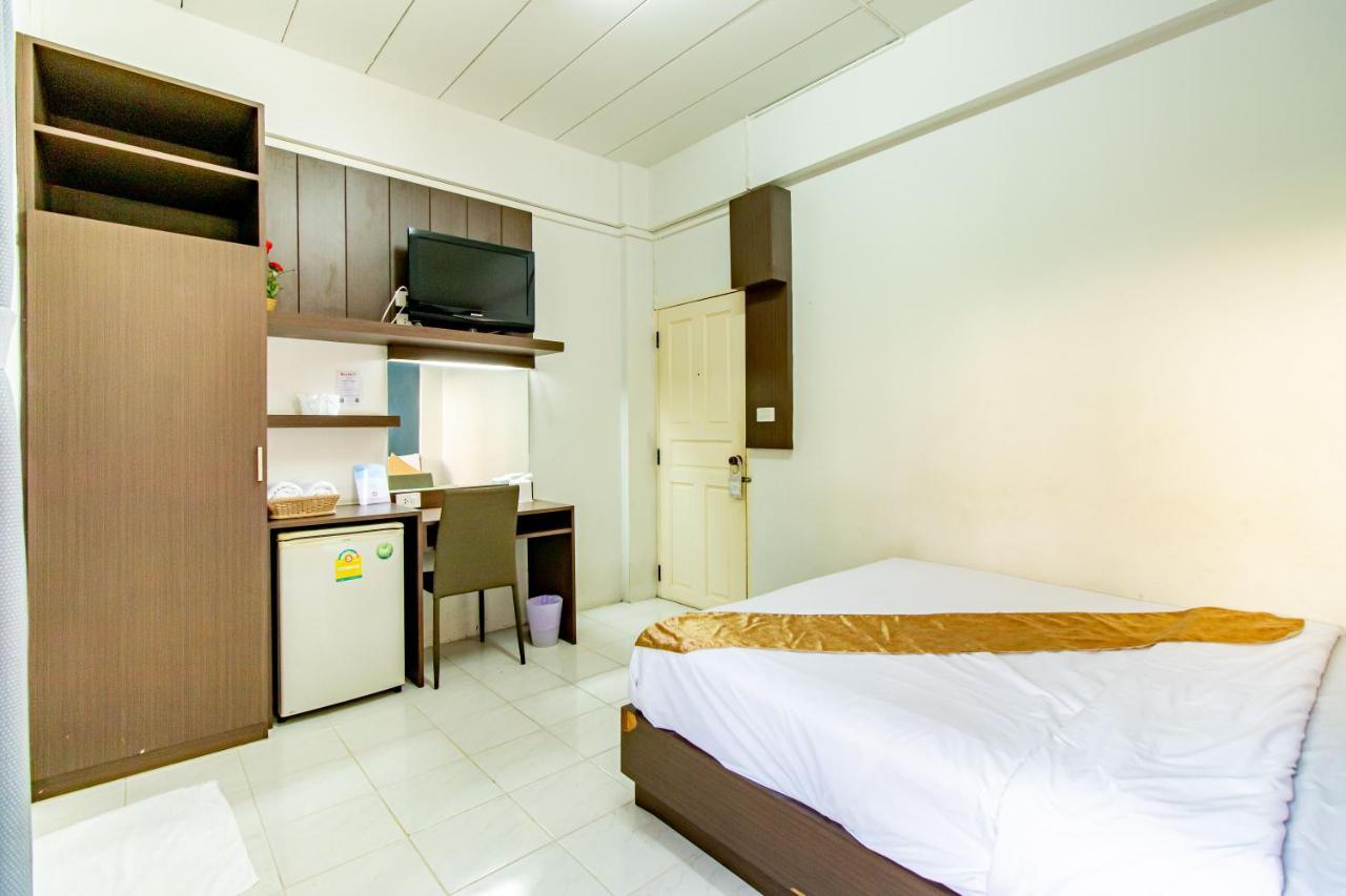 Riski Residencia Apartahotel 3*