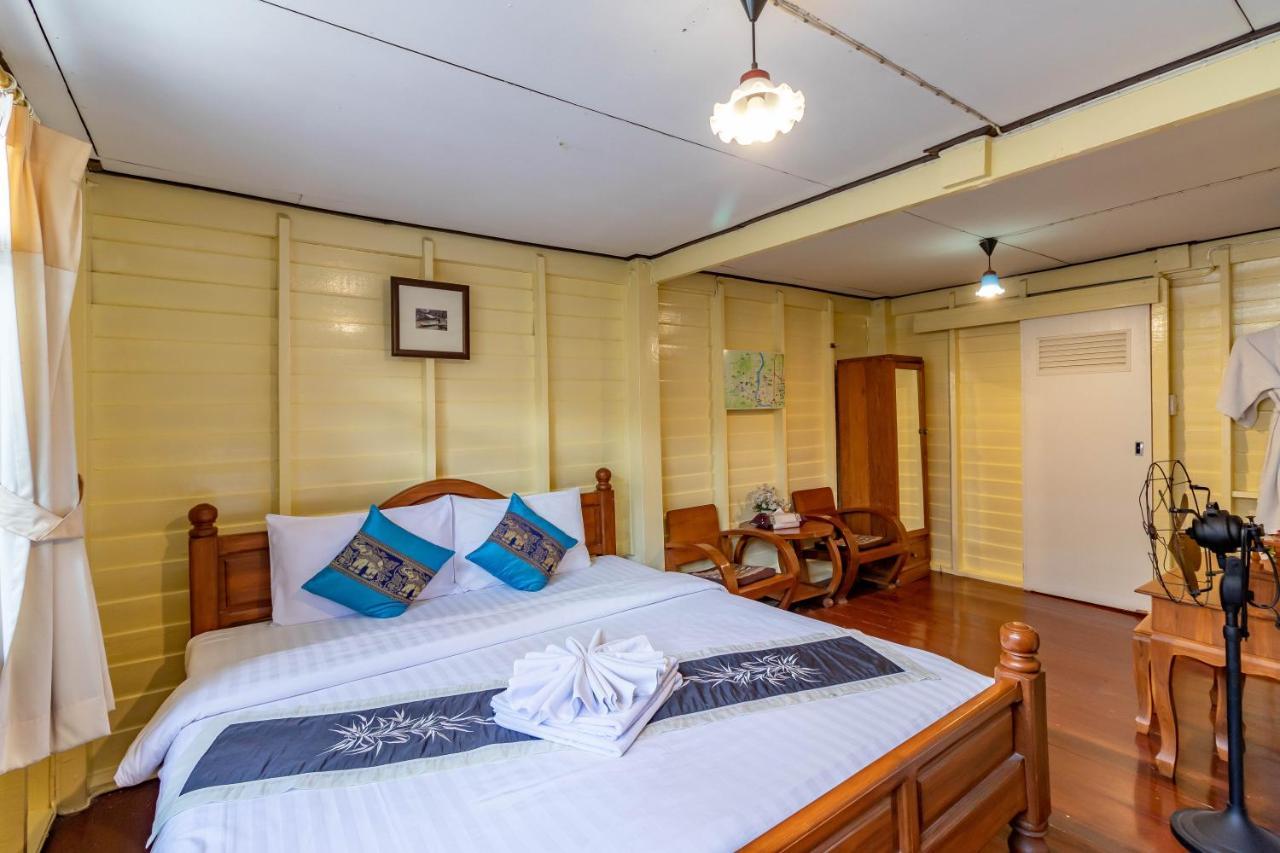 Resort Bangphlat Bangkok