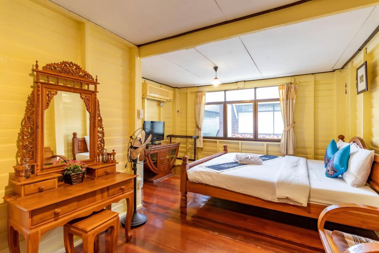 Bangphlat Resort 3*