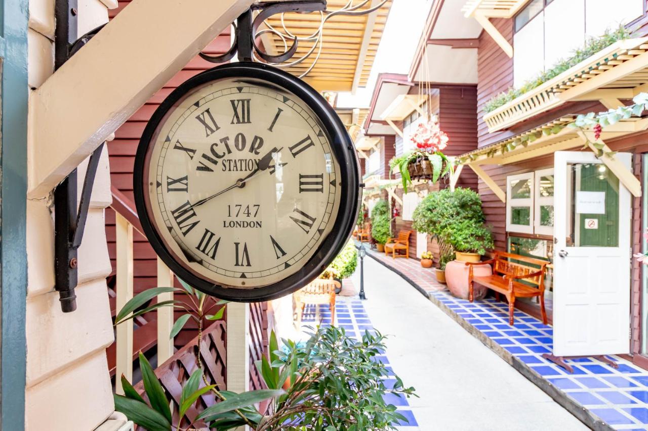 Resort Bangphlat 3*
