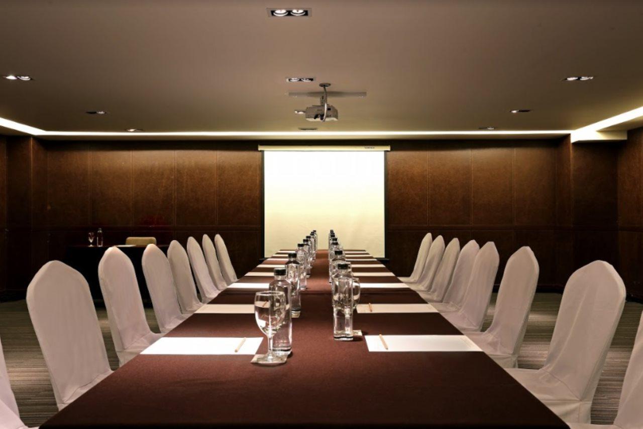S15 Sukhumvit Hotell