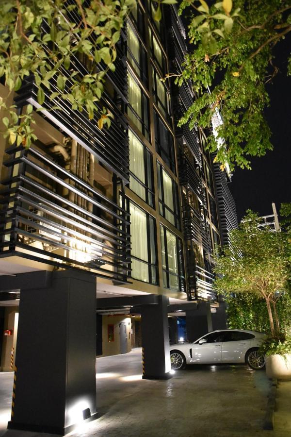 Amarin Rama 8 Bangkok