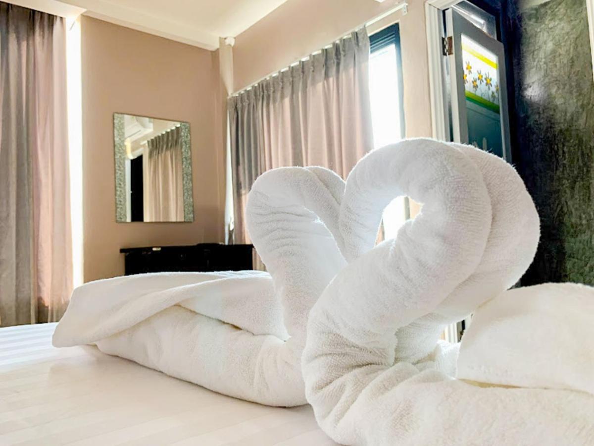 Delighted Hotel