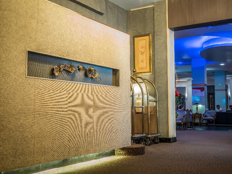 Atrium Boutique Khách sạn 3*