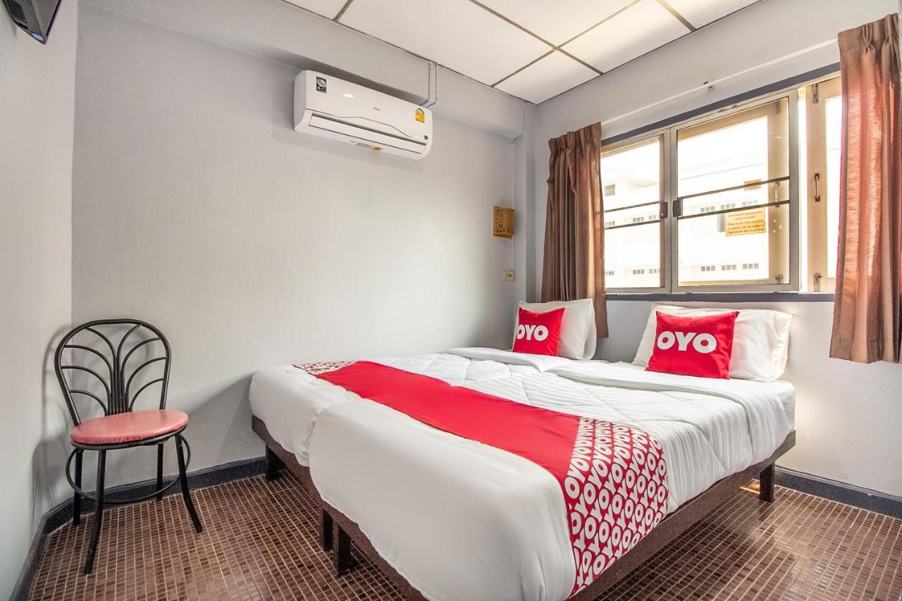 Oyo 537 Na Banglampoo Khách sạn