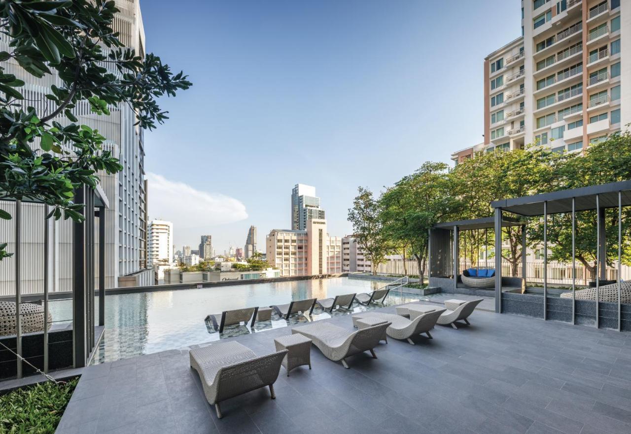 Oakwood Khách sạn 5*