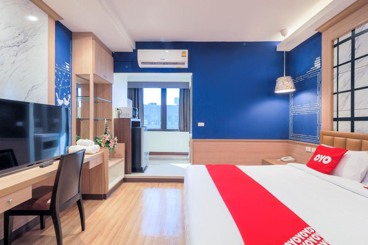 Hotel Oyo 781 Newravan 2*