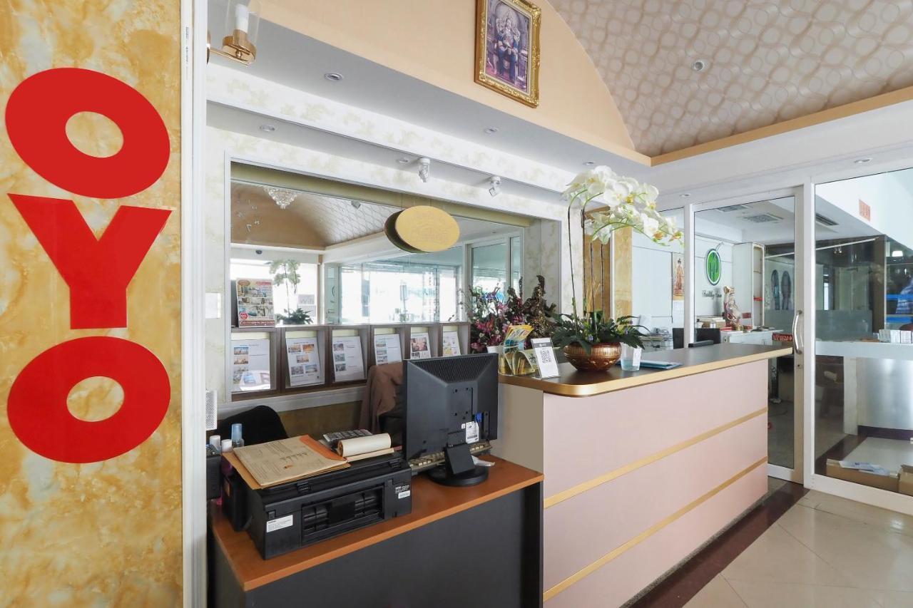 Oyo 781 Newravan Hotel Bangkok