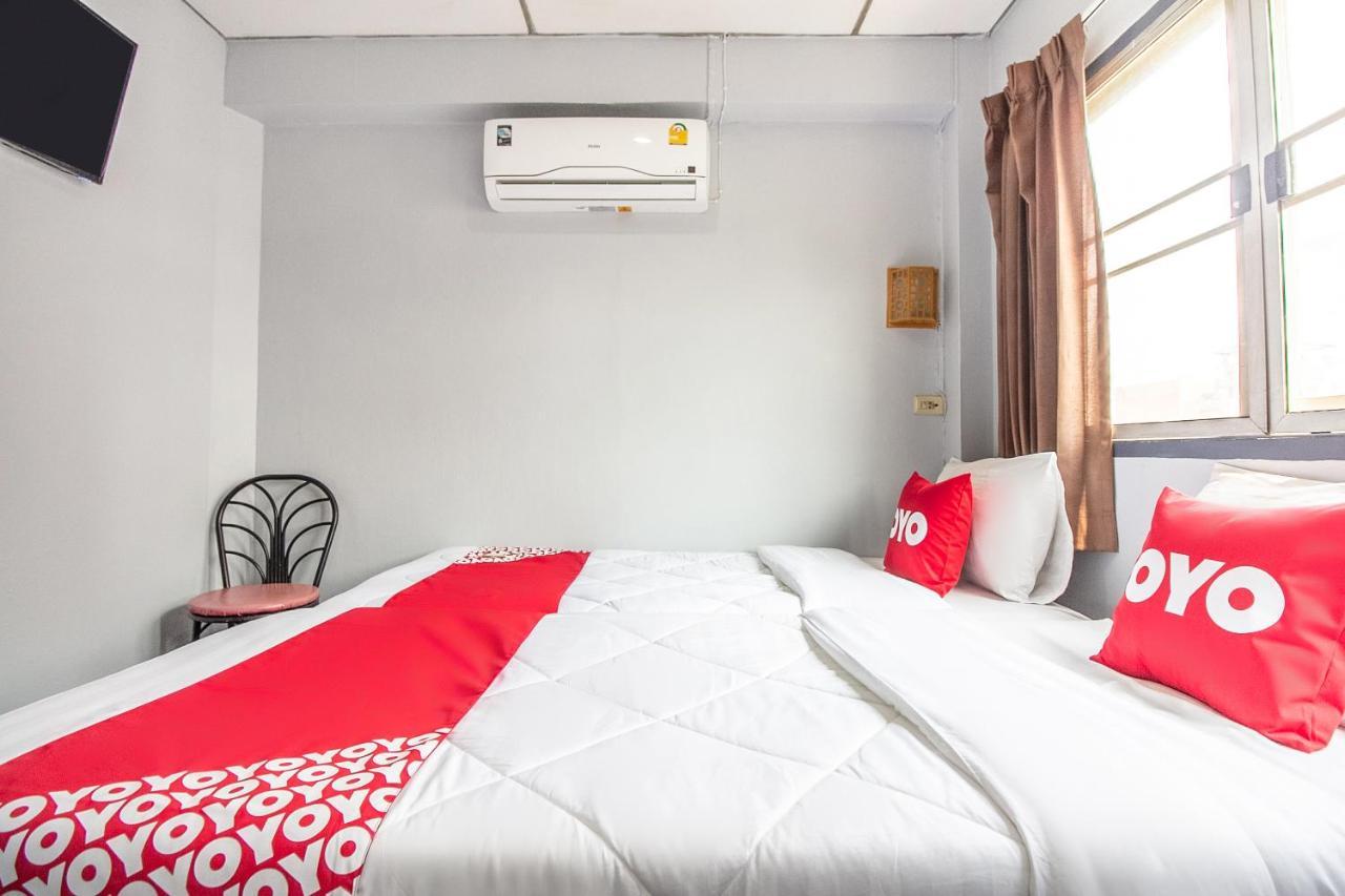 Oyo 537 Na Banglampoo Khách sạn Bangkok