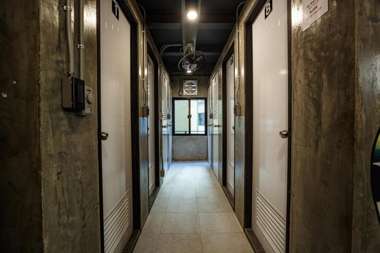 Episode 11 Hostel Bangkok