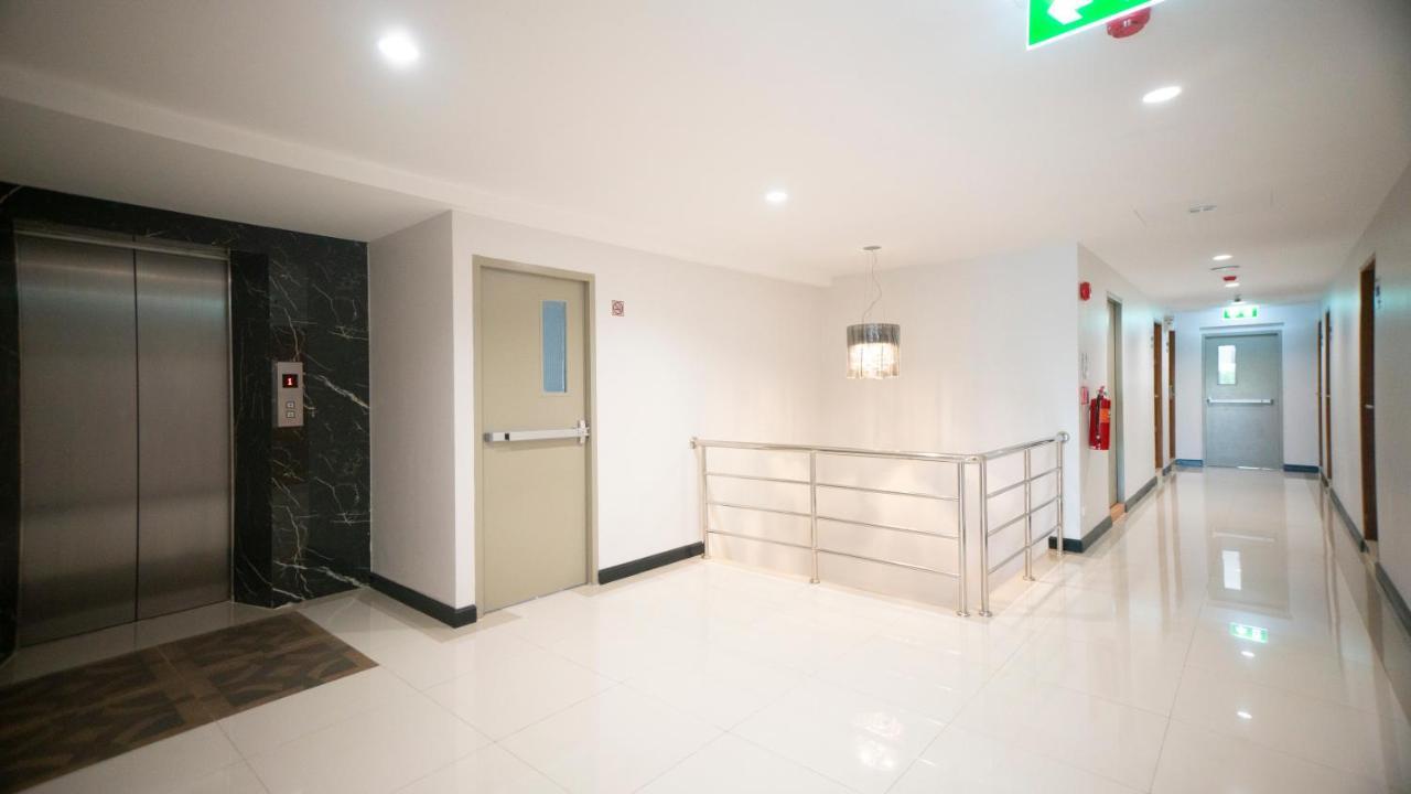 Hotel The Willing And Banguecoque