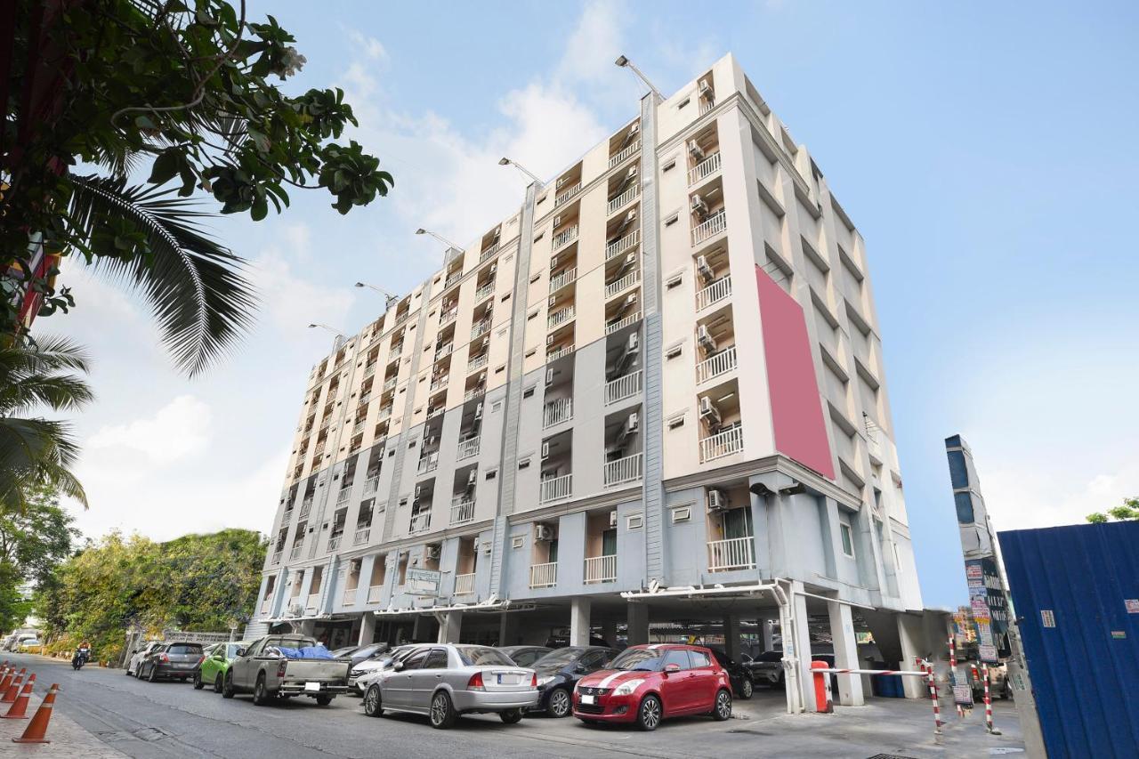 Hotel Oyo 925 Ruamsub 2 2*