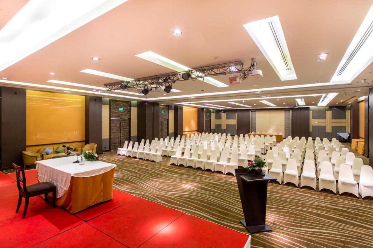 Hotel Mida Don Mueang Airport 4*