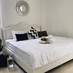 Bangkok Pearl Hotel