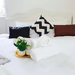 Bangkok Pearl Hotel