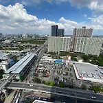 29Th Floor Studio, Cozy Workplace, Long Stay, Wide Space