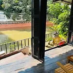 146 Canal