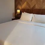 The Poshtel Bangkok By Benya