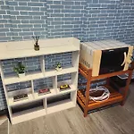 211 Olan Place Spacious Studio With Free Wi-Fi