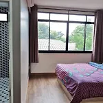 8Finite House