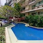 Exclusive Modern Apt - Ultra Fast Wifi - Thong Lo