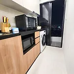 Lily Room - Mrt Phasi Chareon