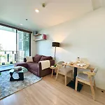 Cosy & Bright 1 Bedroom
