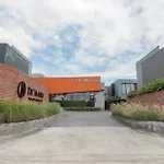 OYO 75368 Demadre Resort