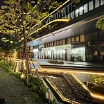 Luxury Amenities And City View