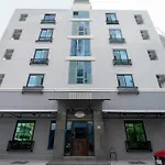Oyo 818 Suksomboon Residence