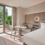 Kromo Bangkok, Curio Collection By Hilton