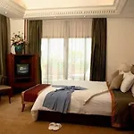 Pantip Court Executive Residence