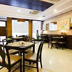 Zen Rooms Sukhumvit 81