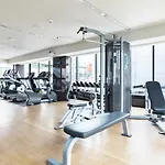 Circle S Sukhumvit 12 By Favstay